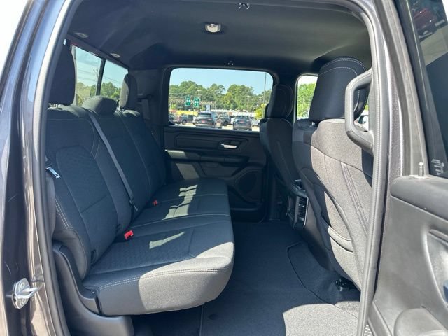 New 2026 RAM 1500 Express AWD/4WD image 39