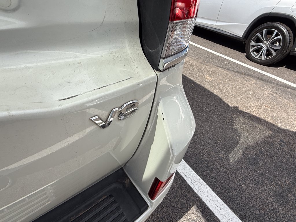 Used 2016 Toyota Land Cruiser AWD/4WD image 38