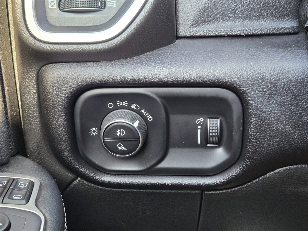 Used 2024 RAM 2500 Big Horn image 24