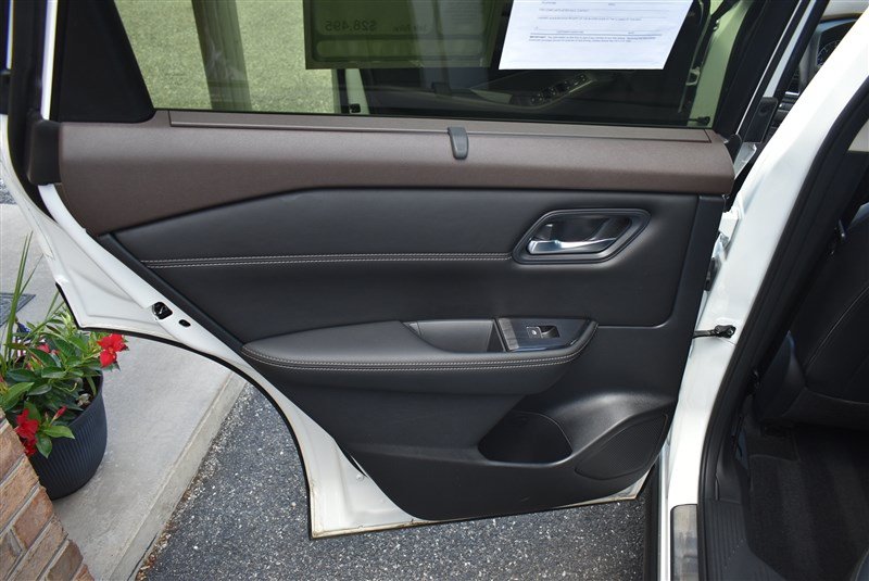 Used 2023 Nissan Rogue SL w/ SL Premium Package AWD/4WD image 22