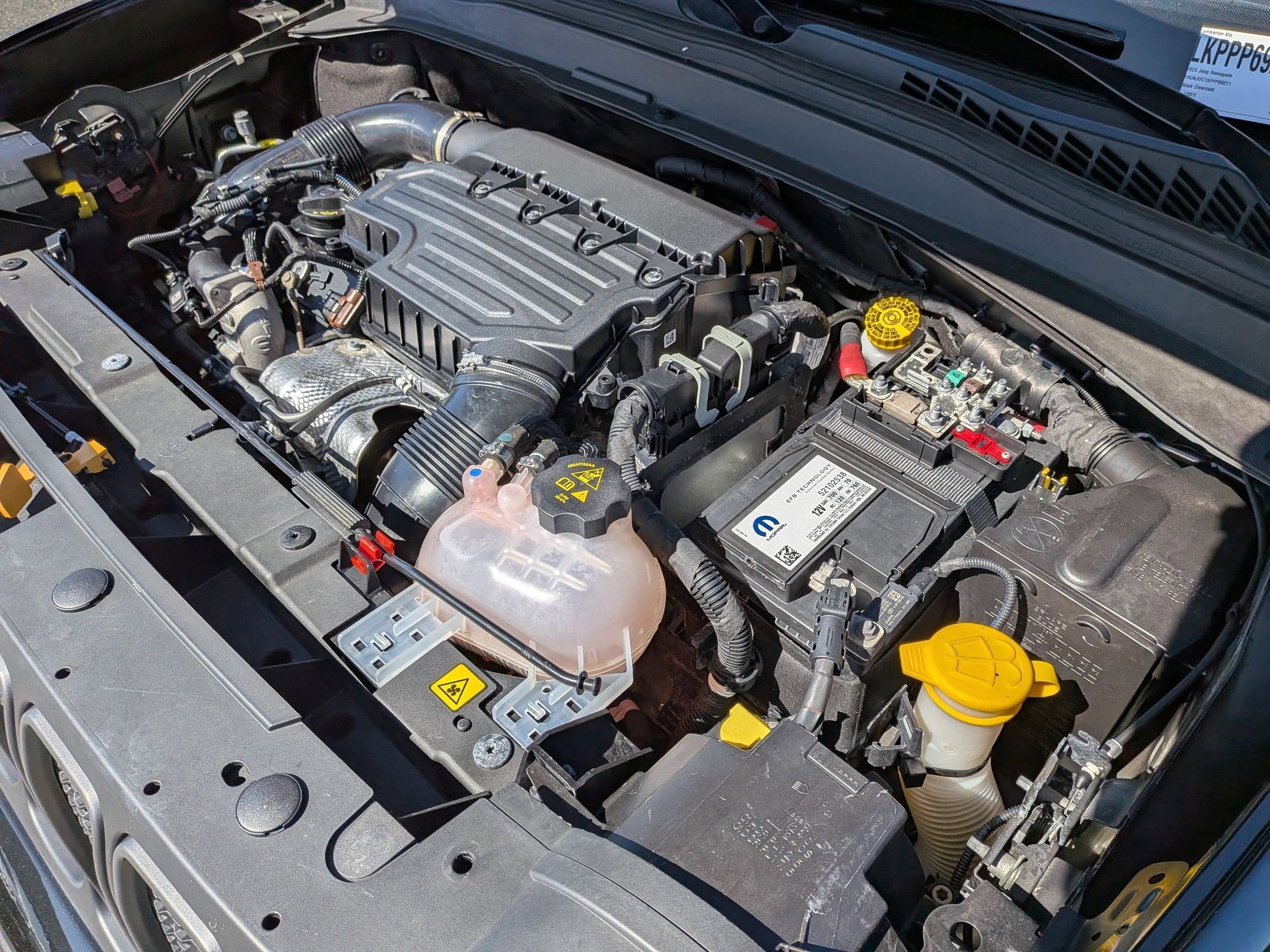 Used 2023 Jeep Renegade Trailhawk AWD/4WD image 37