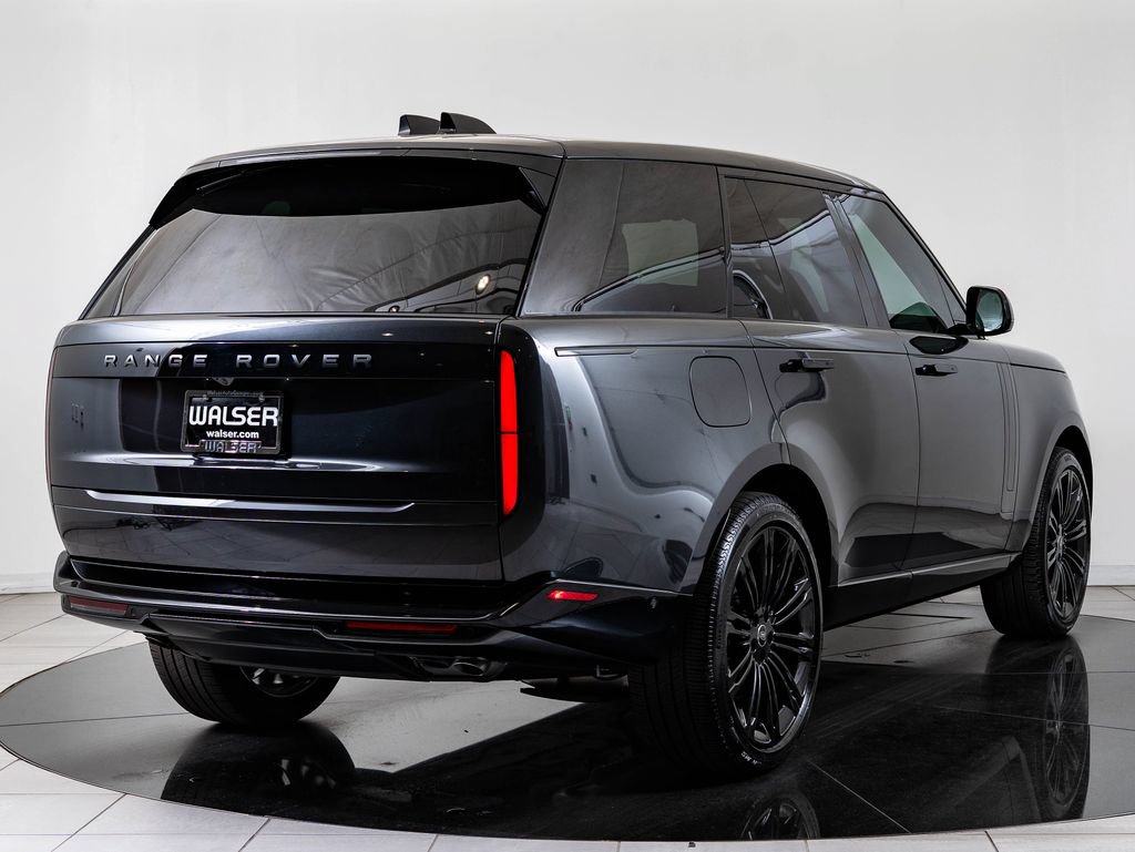 Used 2025 Land Rover Range Rover SE AWD/4WD image 10