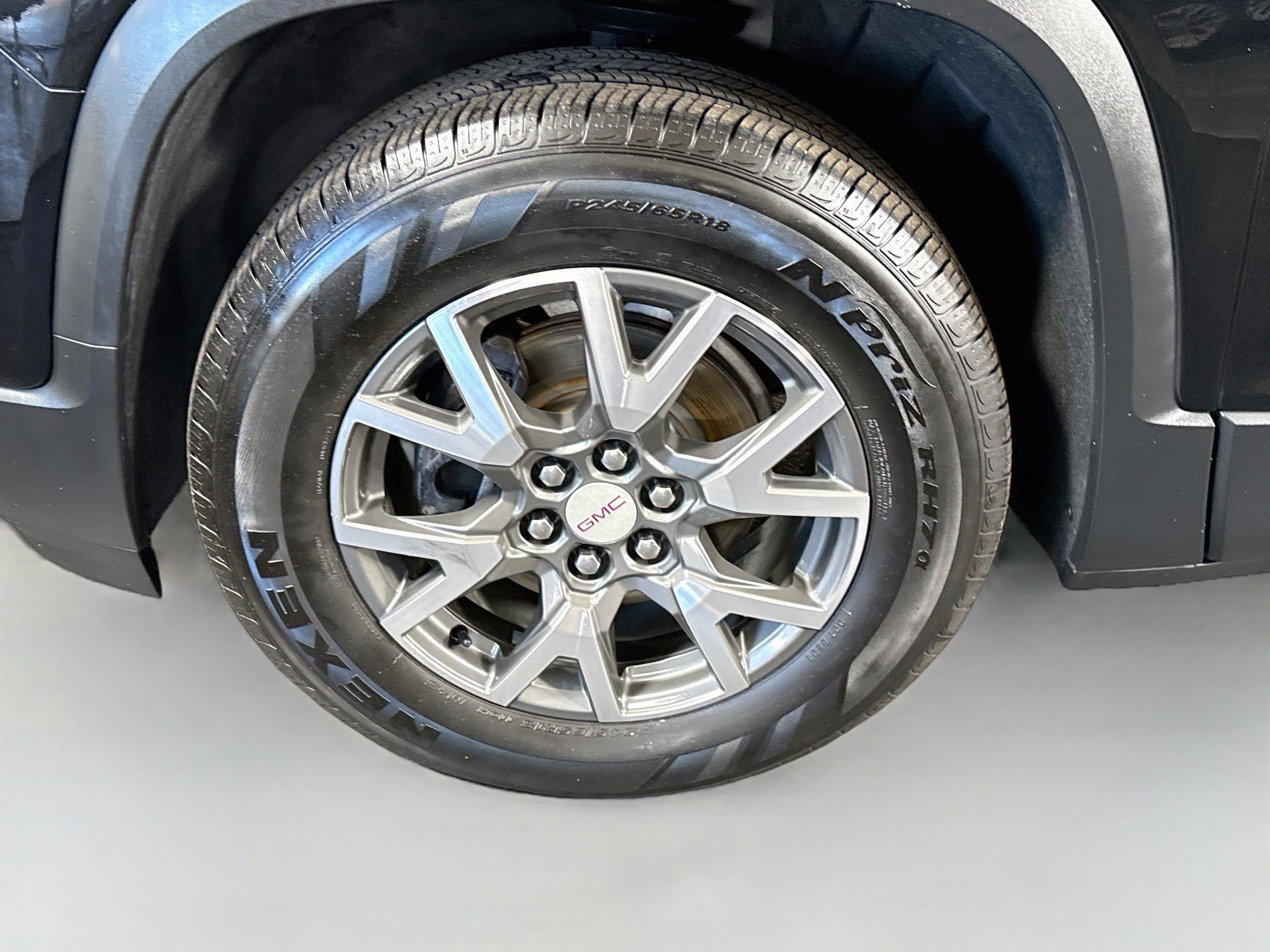 Used 2020 GMC Acadia SLE FWD image 38