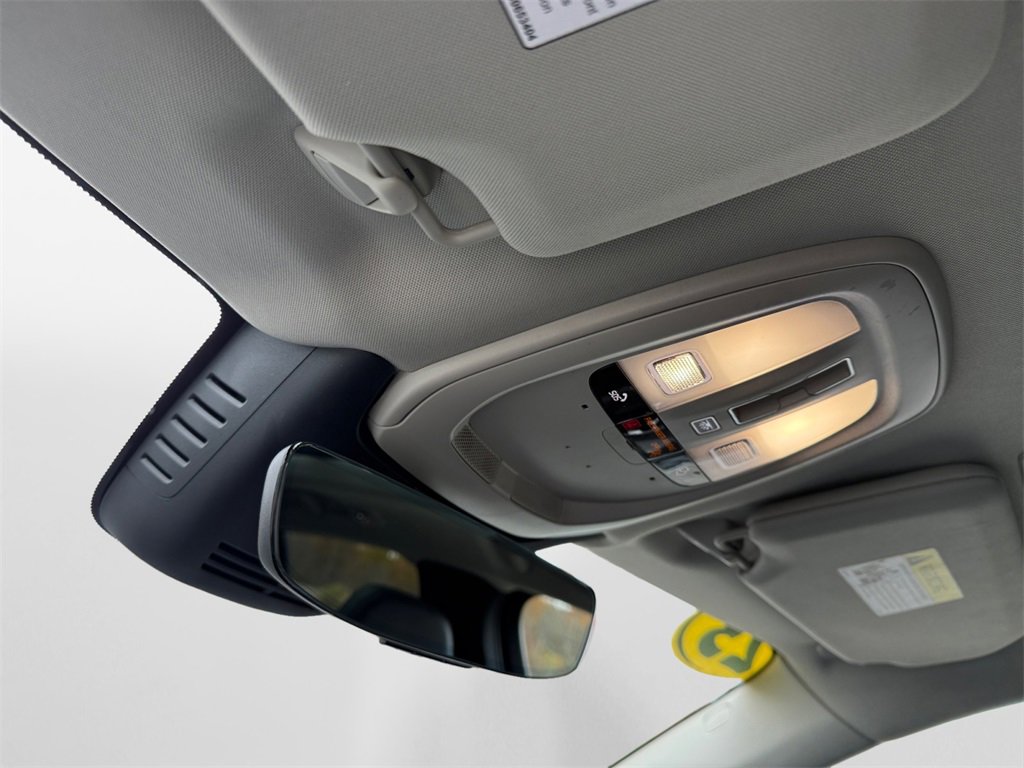 Used 2023 Volvo XC90 B5 Core w/ Climate Package image 27