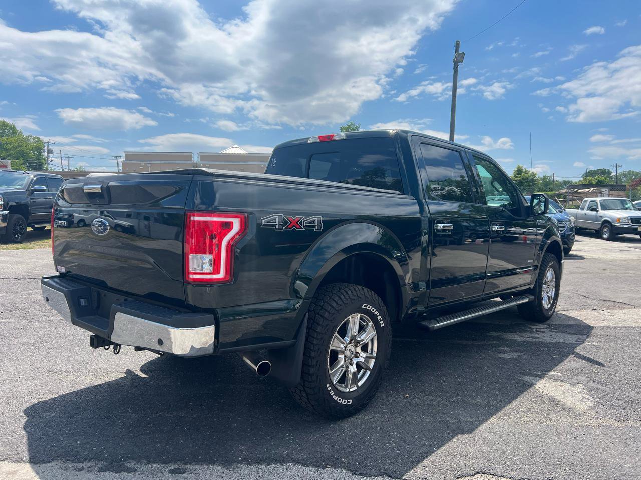 Used 2016 Ford F150 XLT w/ Equipment Group 302A Luxury AWD/4WD image 6