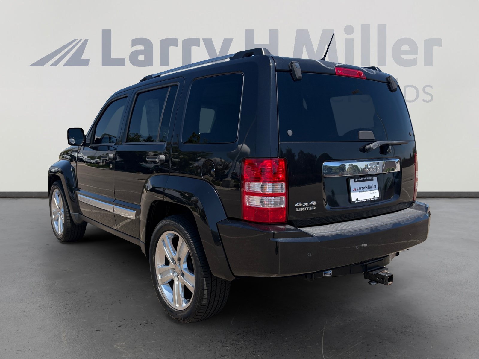 Used 2012 Jeep Liberty Limited Jet w/ Comfort/Convenience Group AWD/4WD image 4