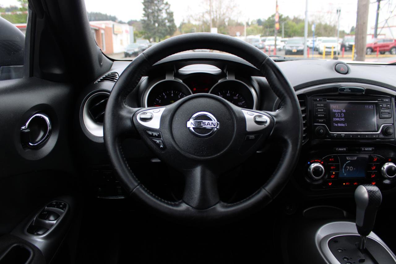 Used 2017 Nissan Juke SV AWD/4WD image 8