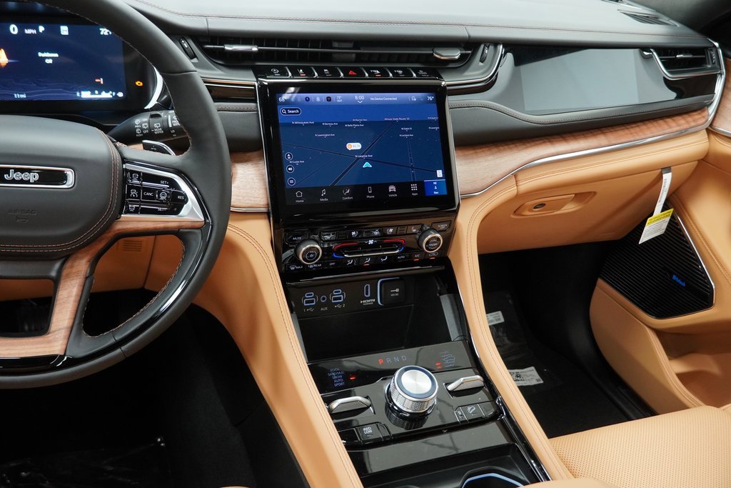 New 2025 Jeep Grand Cherokee Summit image 20