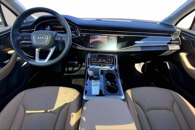 Certified 2025 Audi Q7 3.0T Premium Plus image 15