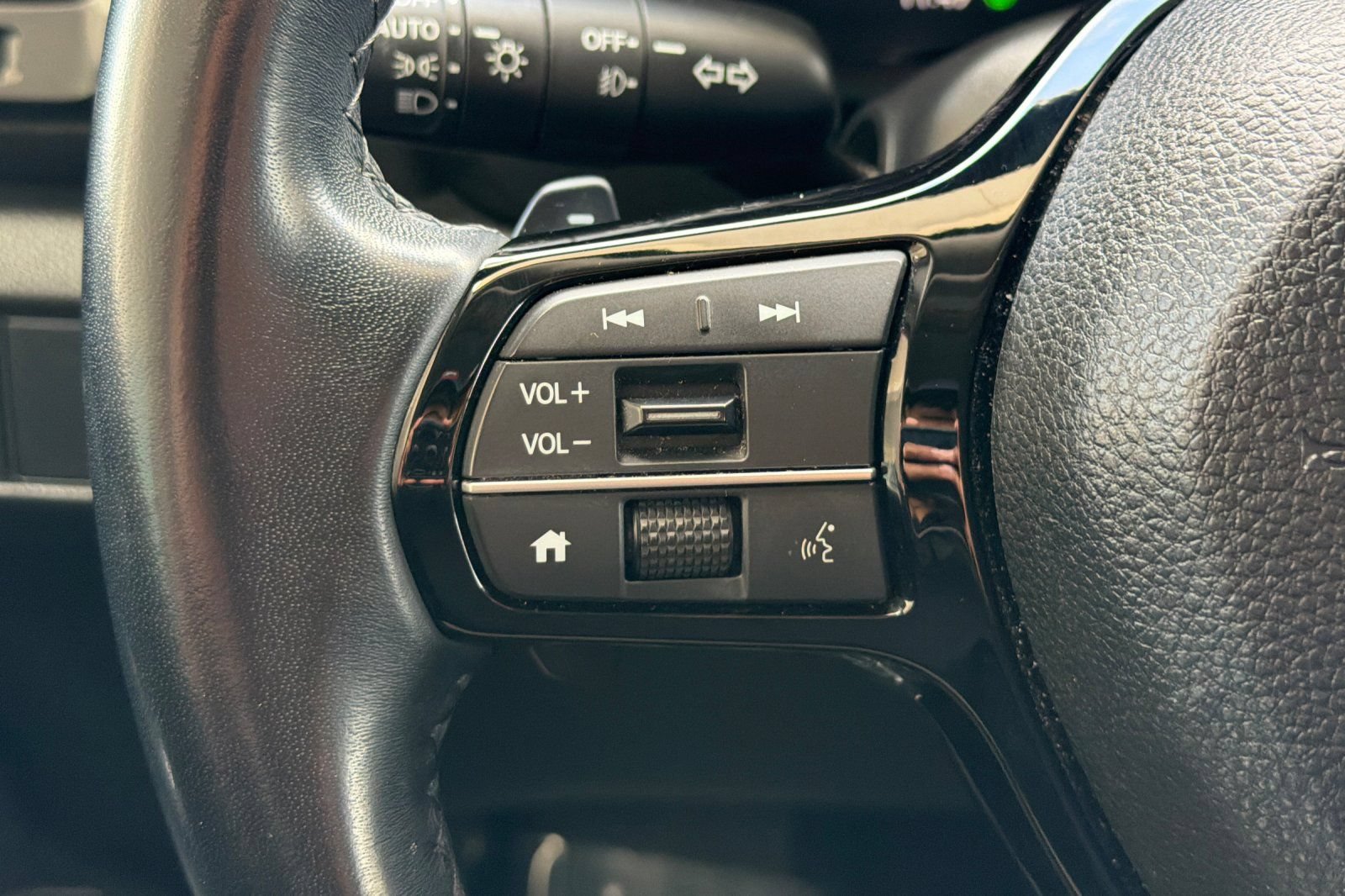 Used 2024 Honda Pilot EX-L image 30