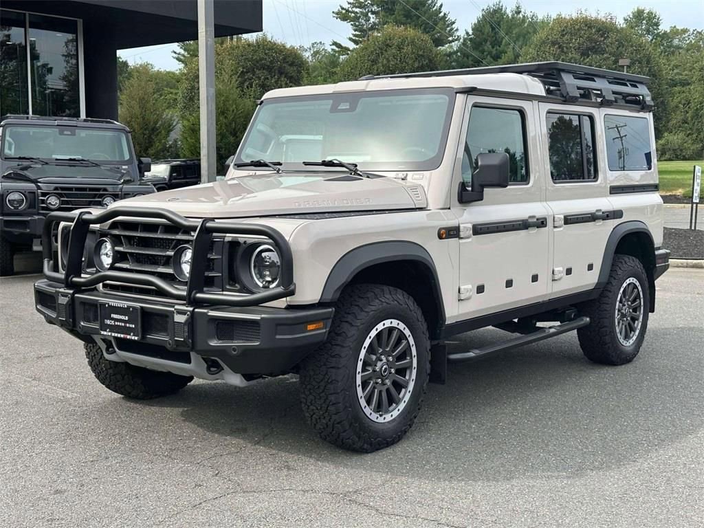 Used 2025 INEOS Grenadier Fieldmaster Edition image 2