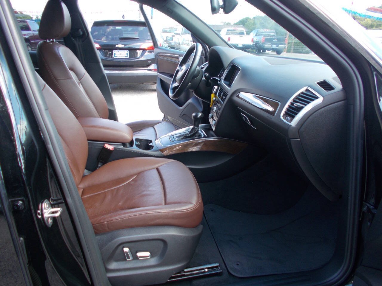 Used 2017 Audi Q5 2.0T Premium AWD/4WD image 9