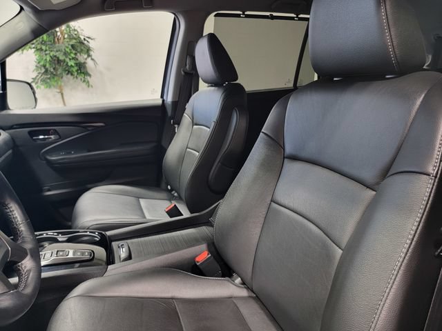Used 2022 Honda Pilot Touring image 13