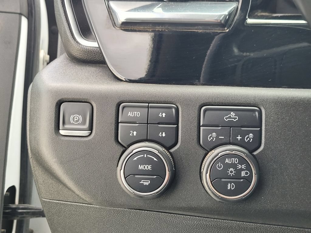 Used 2024 Chevrolet Silverado 2500 LT w/ Convenience Package AWD/4WD image 28