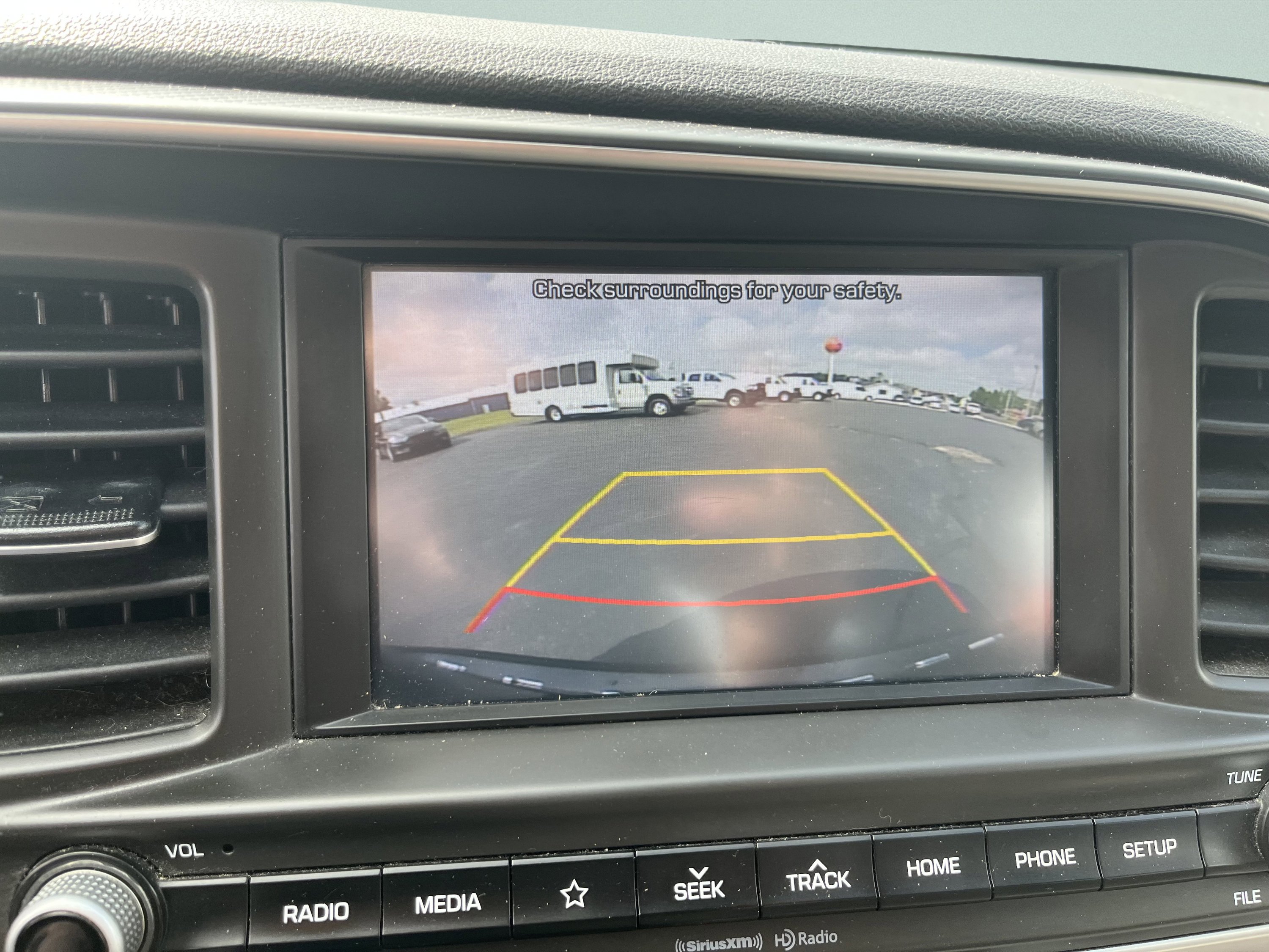 Used 2020 Hyundai Elantra SEL FWD image 15