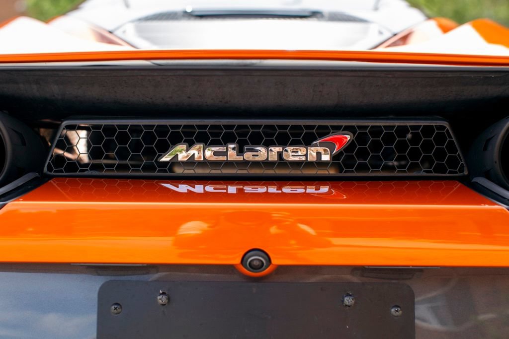 Used 2018 McLaren 720S Performance RWD image 26