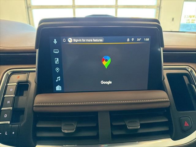 Used 2024 Chevrolet Suburban High Country w/ Advanced Technology Package image 3