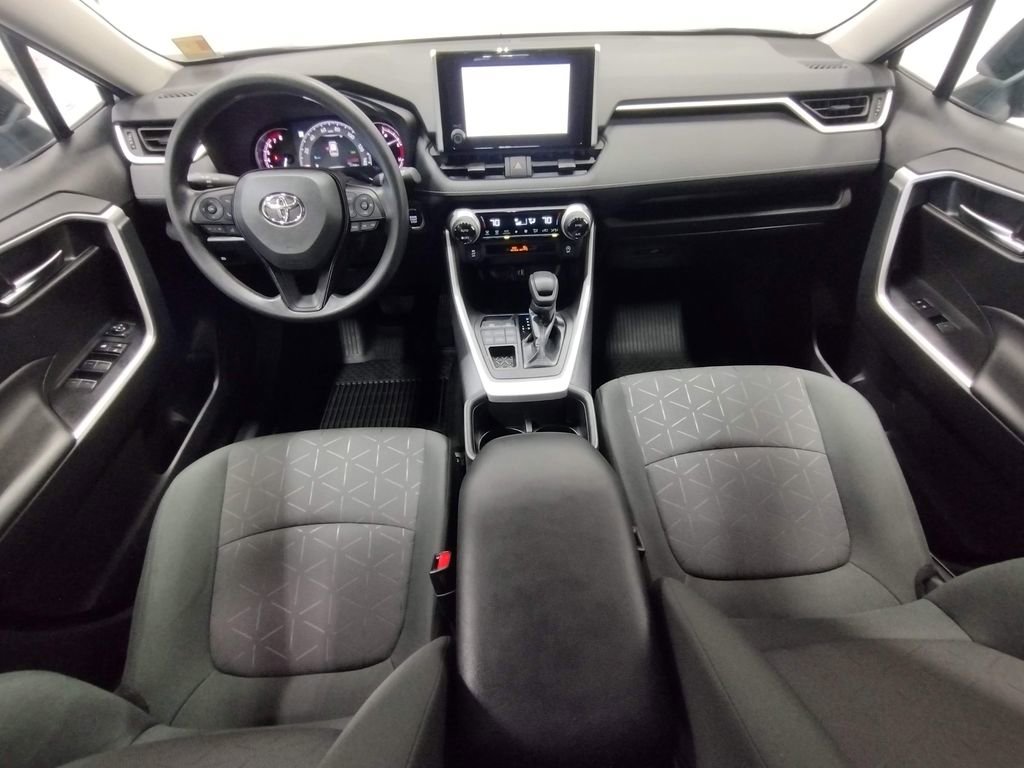 Used 2024 Toyota RAV4 XLE image 35