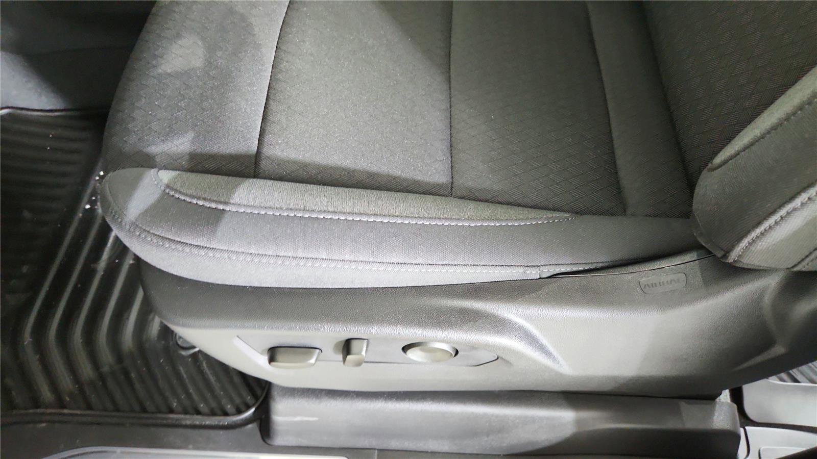 New 2026 GMC Sierra 1500 Elevation image 17