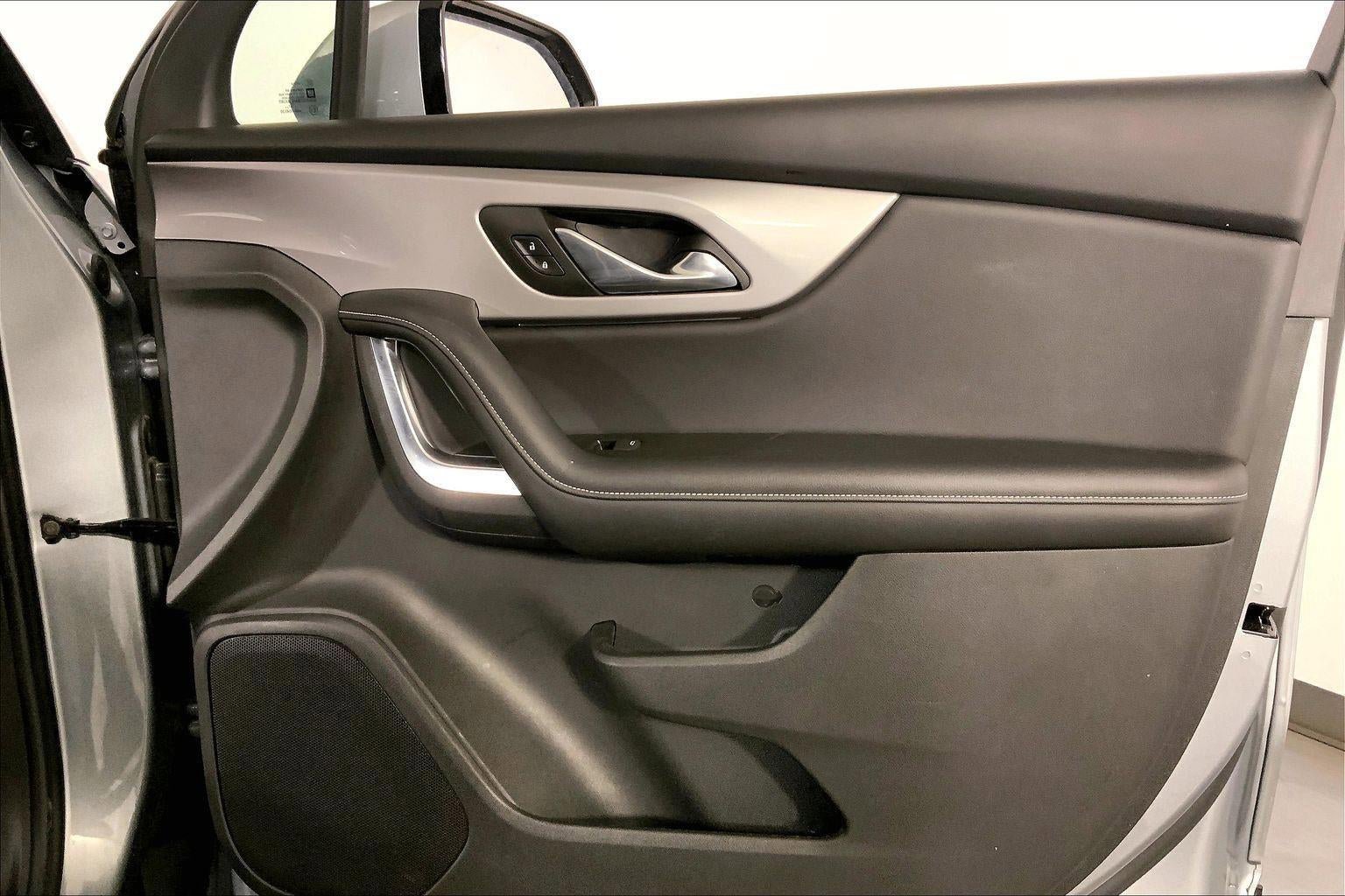 Used 2025 Chevrolet Blazer LT image 25