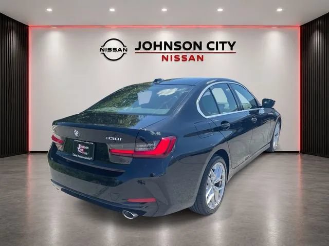 Used 2025 BMW 330i xDrive Sedan AWD/4WD image 5