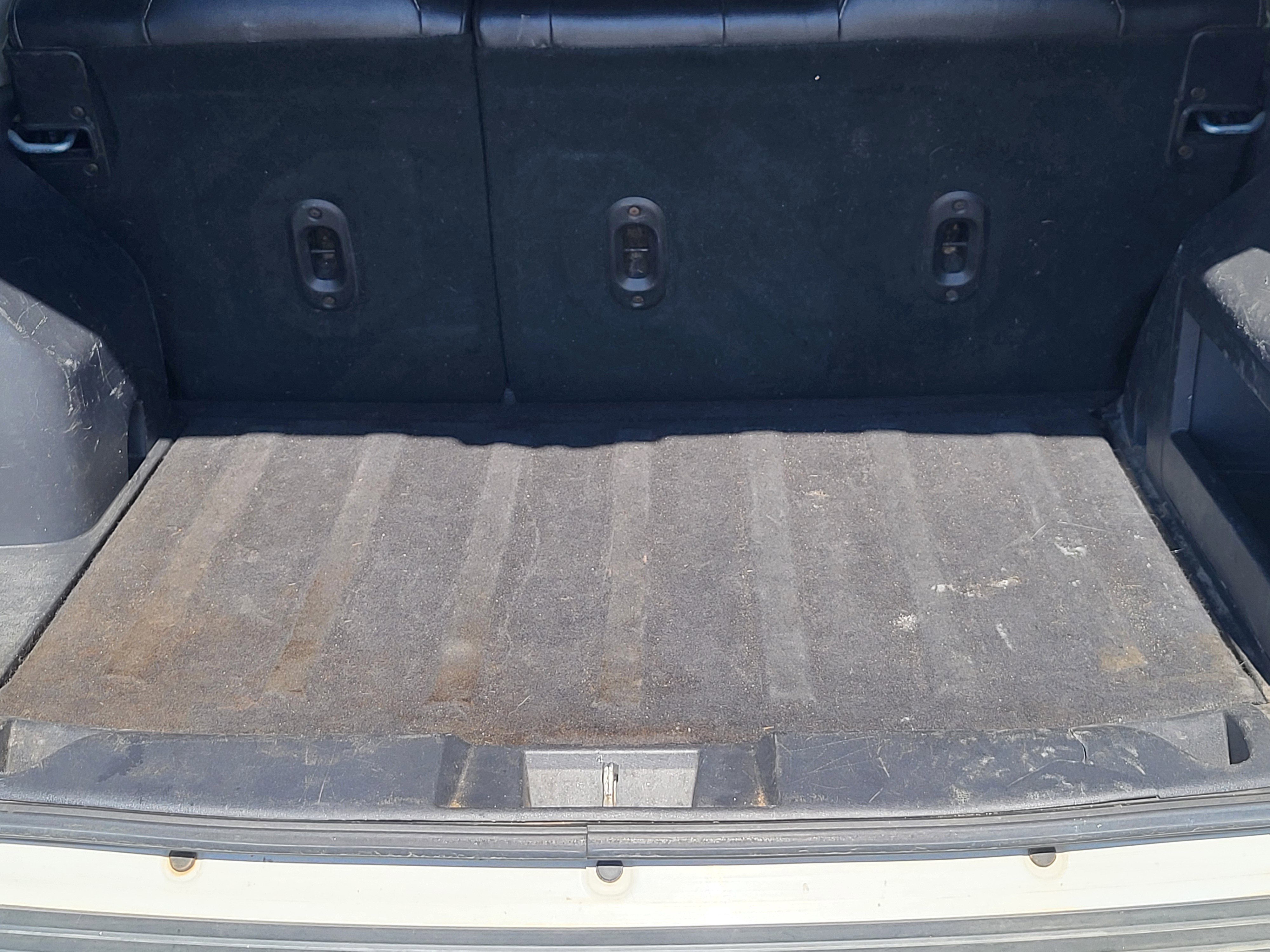 Used 2016 Jeep Compass Latitude image 30