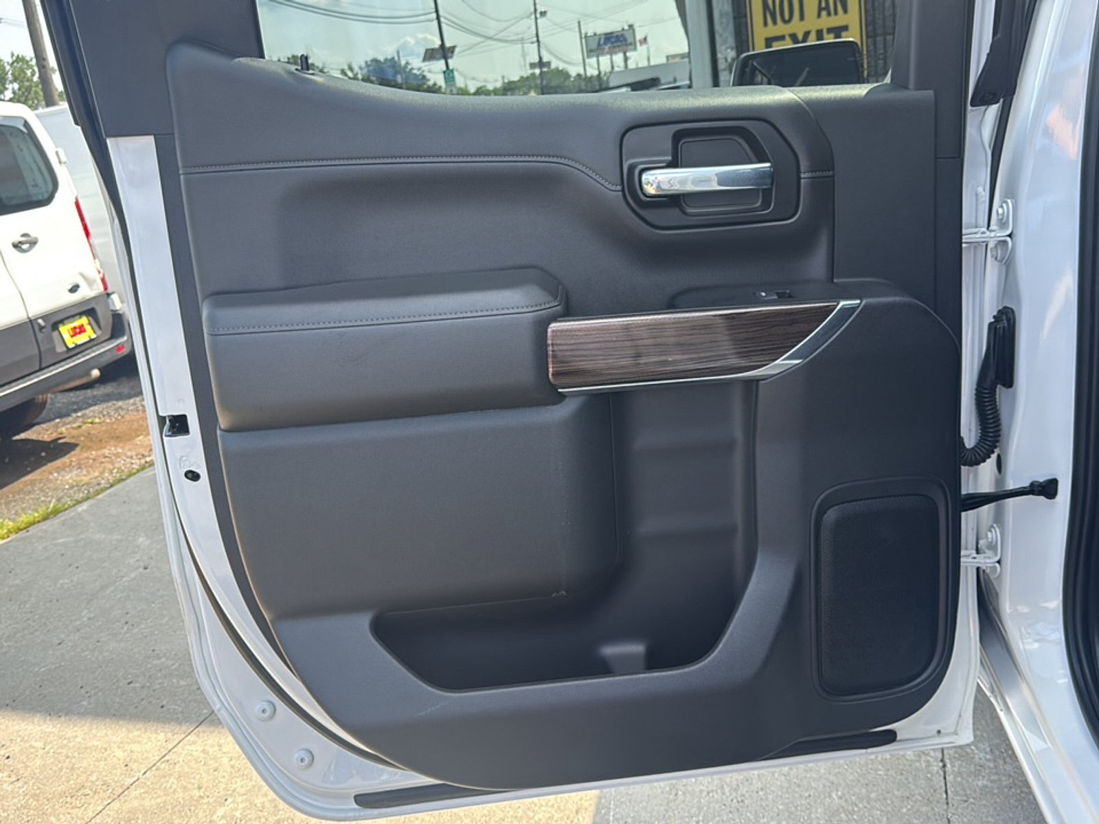 Used 2021 Chevrolet Silverado 1500 RST w/ Bed Protection Package AWD/4WD image 21
