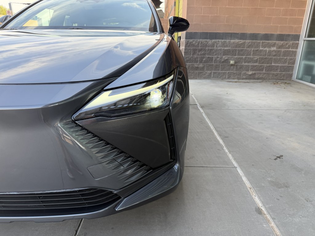 Used 2025 Lexus RZ 300e w/ Accessory Package (P5) FWD image 11