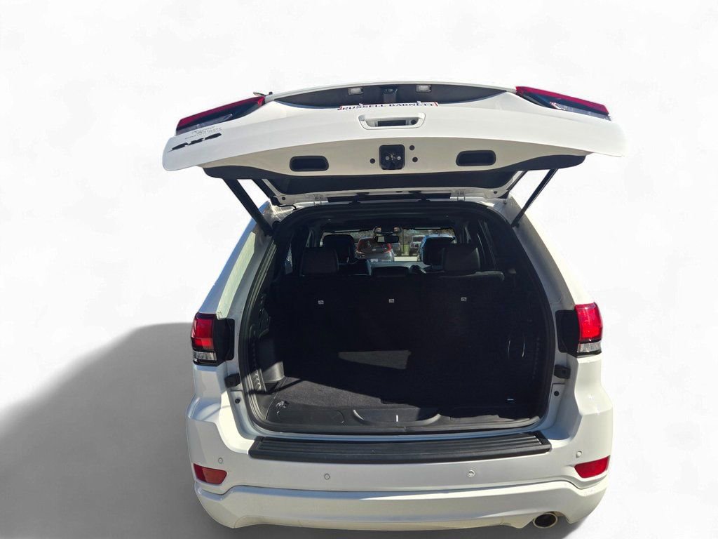 Used 2022 Jeep Grand Cherokee Laredo X image 5