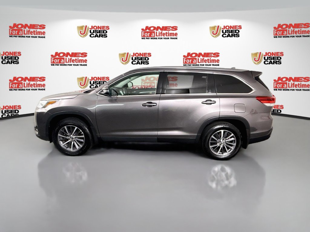 Certified 2019 Toyota Highlander XLE AWD/4WD image 14