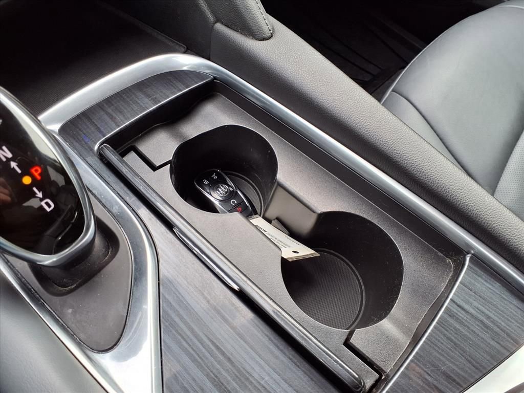 Used 2019 Buick Enclave Premium image 13