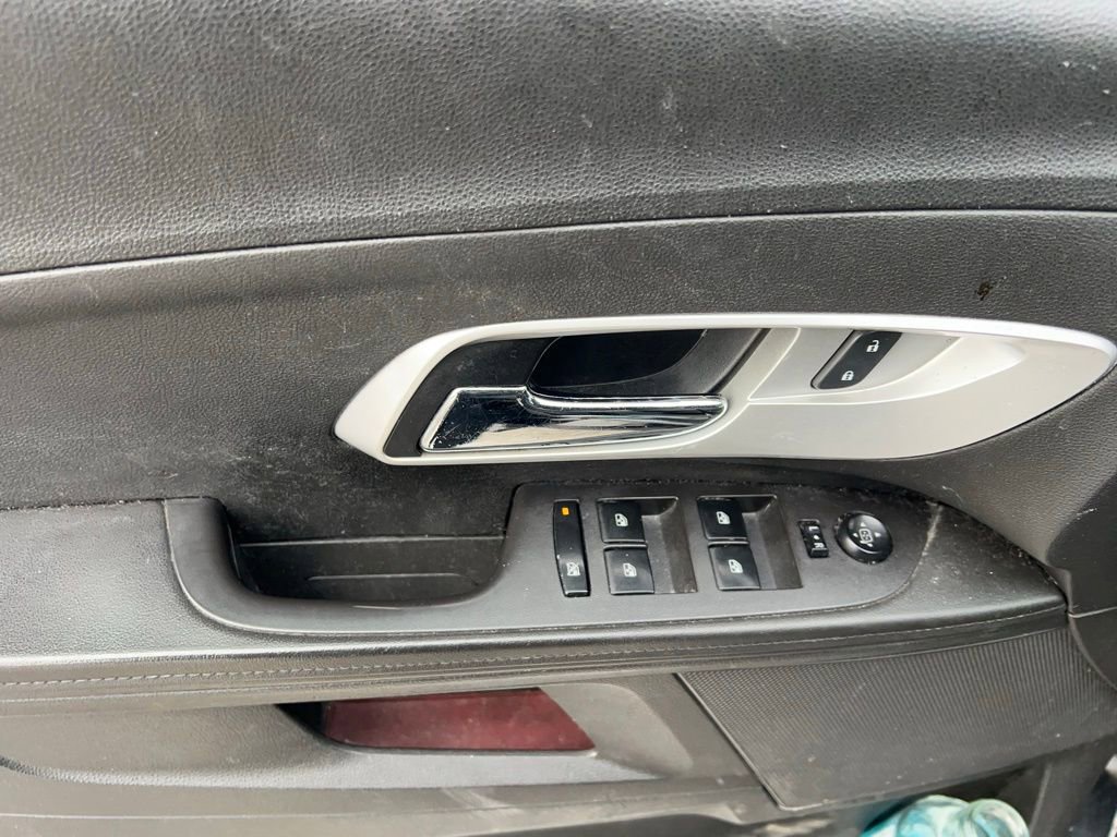 Used 2014 Chevrolet Equinox LS image 10