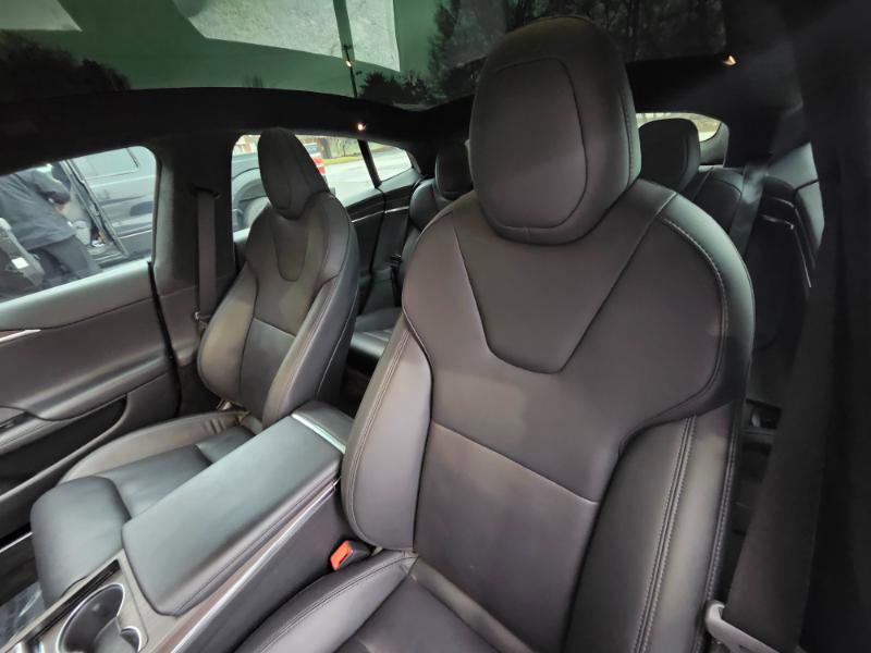 Used 2022 Tesla Model S AWD image 36