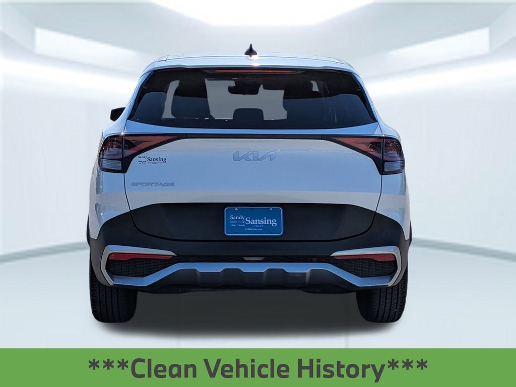 Used 2023 Kia Sportage LX image 5
