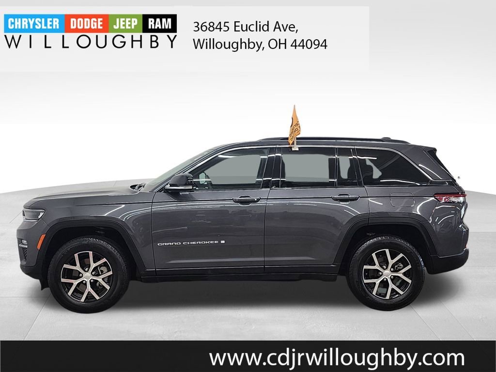 Certified 2025 Jeep Grand Cherokee Limited image 5