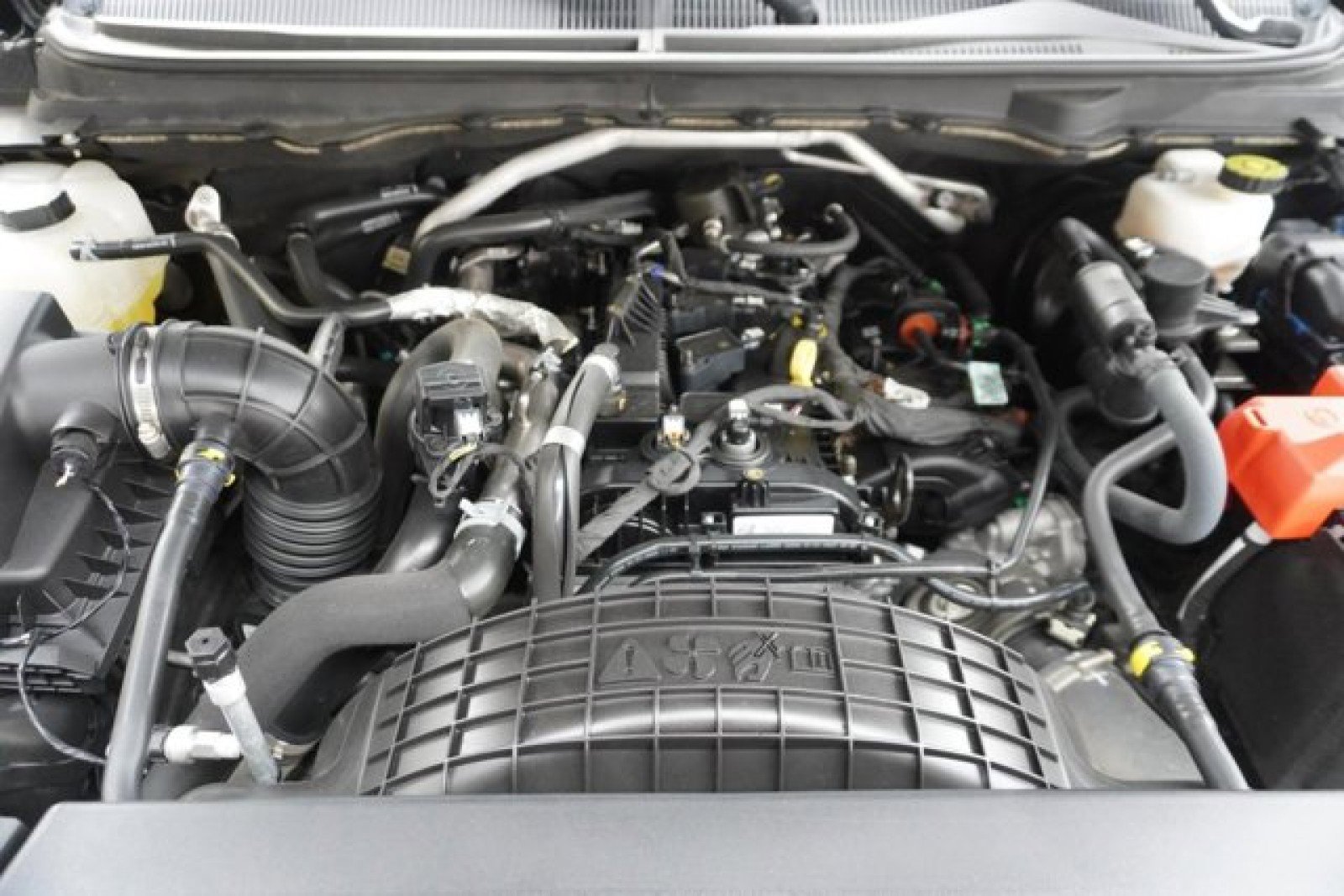 Used 2023 Ford Ranger Lariat w/ Tremor Off-Road Package image 8