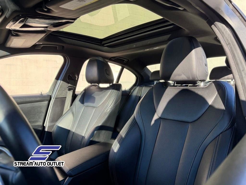 Used 2024 BMW 330i xDrive Sedan image 30