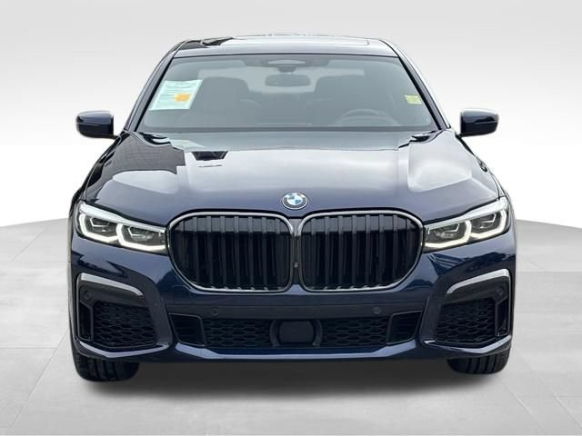 Certified 2022 BMW 750i xDrive w/ Luxury Rear Seating Package AWD/4WD image 13
