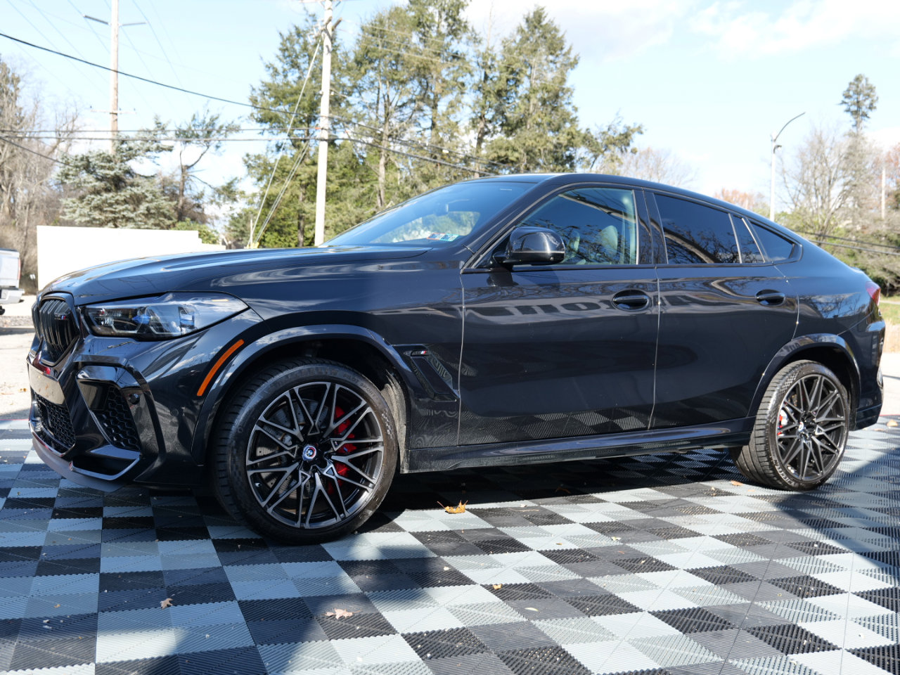 Used 2023 BMW X6 M Competition w/ Competition Package image 76