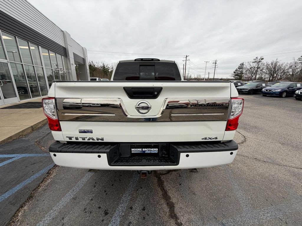 Used 2017 Nissan Titan Platinum Reserve w/ Off-Road Package AWD/4WD image 7
