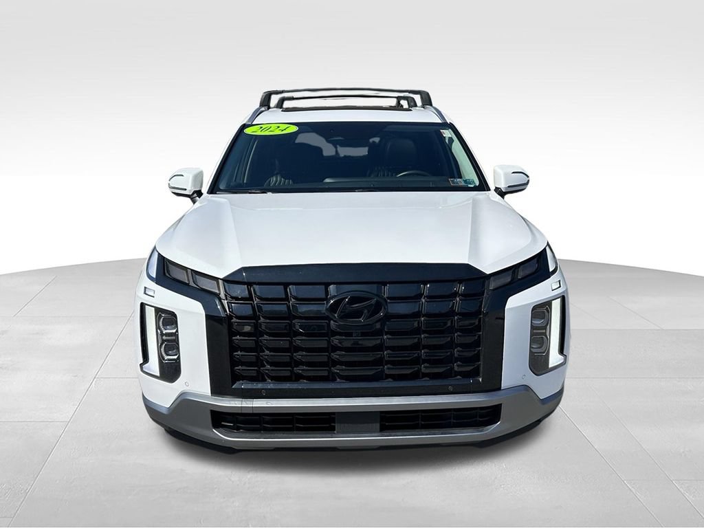 Used 2024 Hyundai Palisade Limited AWD/4WD image 2