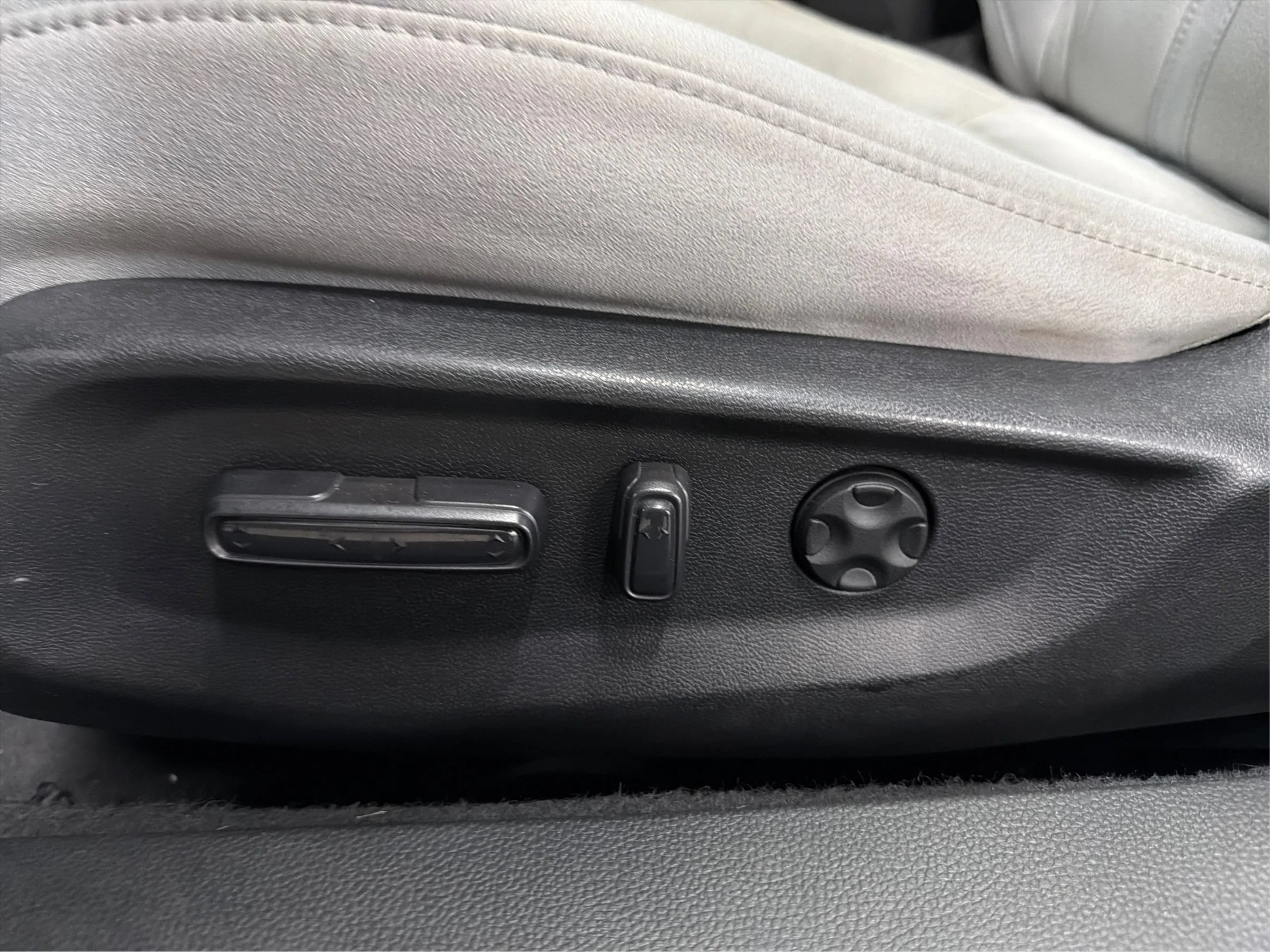 Used 2020 Honda Accord EX image 31