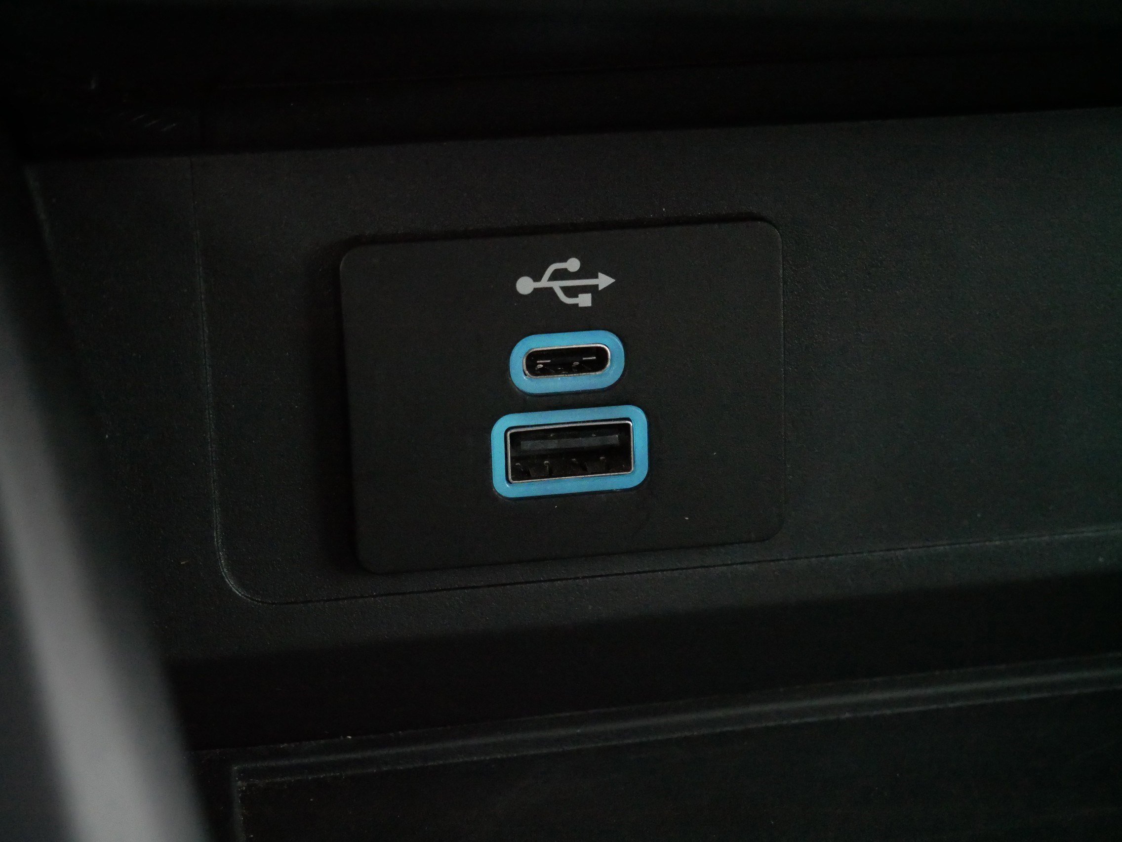 Used 2025 Ford Mustang Premium image 28