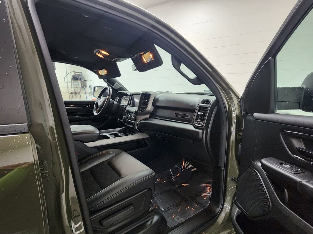 Used 2021 RAM 1500 Big Horn w/ Built-to-serve Edition AWD/4WD image 32