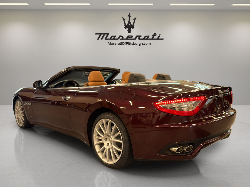 Used 2015 Maserati GranTurismo Convertible RWD image 8