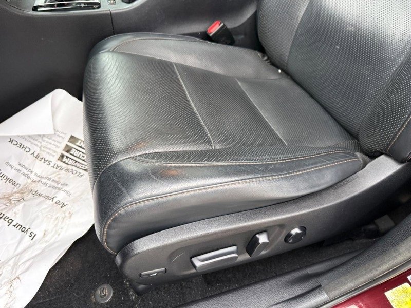 Used 2015 Toyota Highlander Limited Platinum image 19