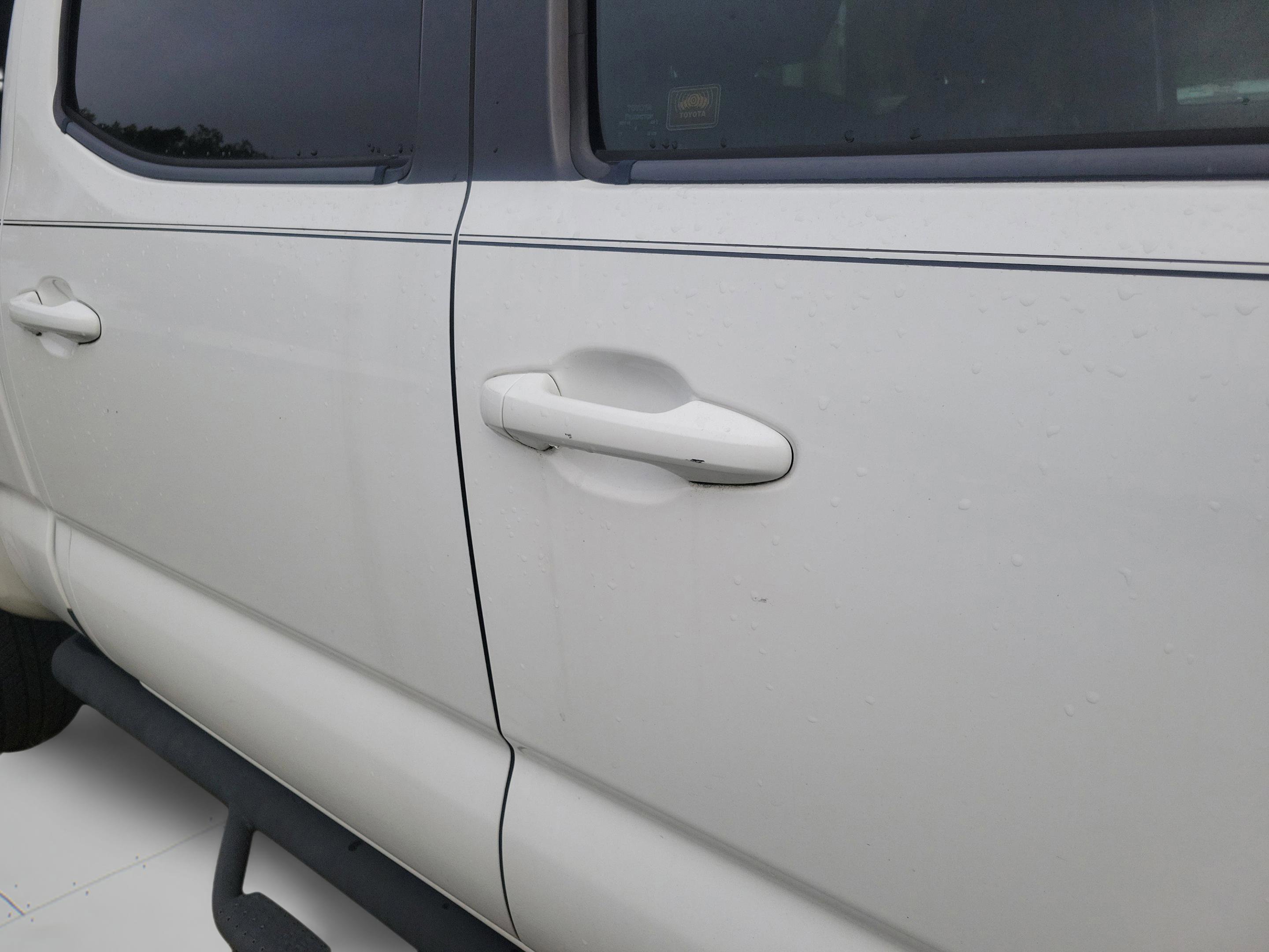 Used 2018 Toyota Tacoma TRD Sport RWD image 16