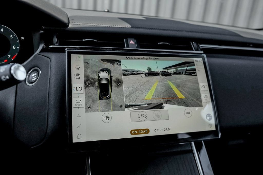 Certified 2026 Land Rover Range Rover Velar Dynamic SE AWD/4WD image 14