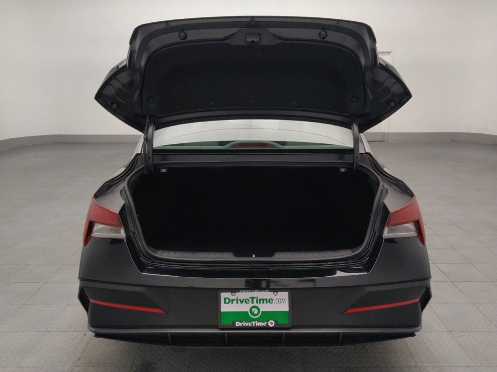 Used 2025 Hyundai Elantra Sport FWD image 29