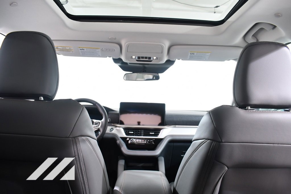 New 2025 Ford Explorer Active w/ Active Comfort Package image 17